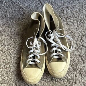 High top green converse size 11.5